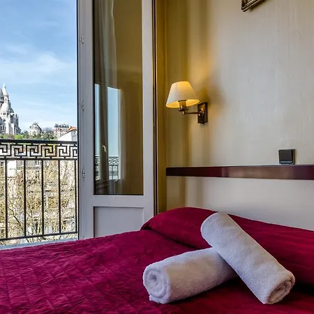 Avenir Montmartre 2*