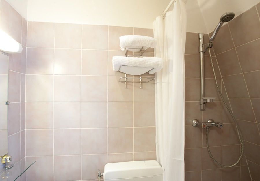 Avenir Montmartre 2*